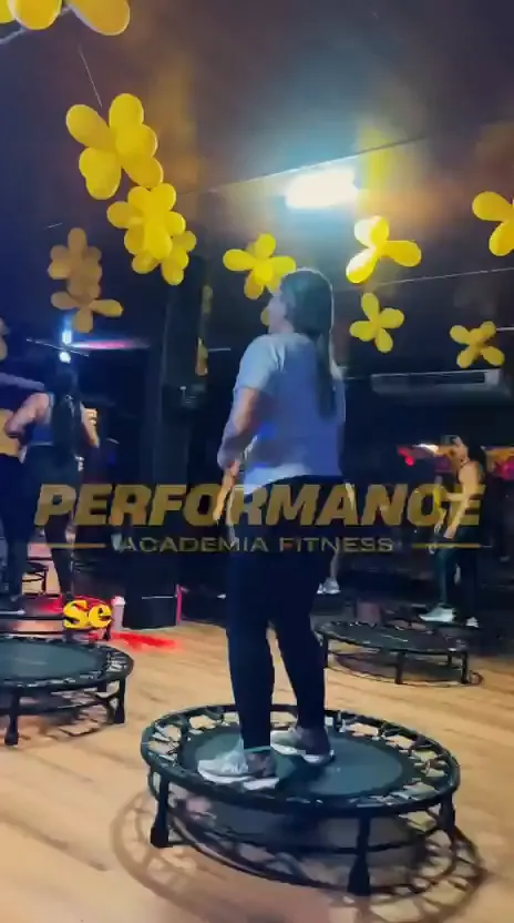 Treino em trampolim na Performance